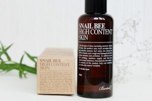 Nước hoa hồng dưỡng da Benton Snail Bee High Content Skin 150ml 1