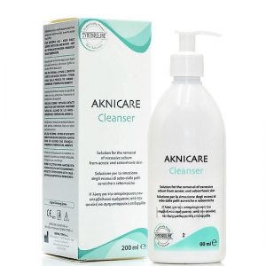 Sữa rửa mặt cho da dầu mụn Aknicare Cleanser 200ml 1