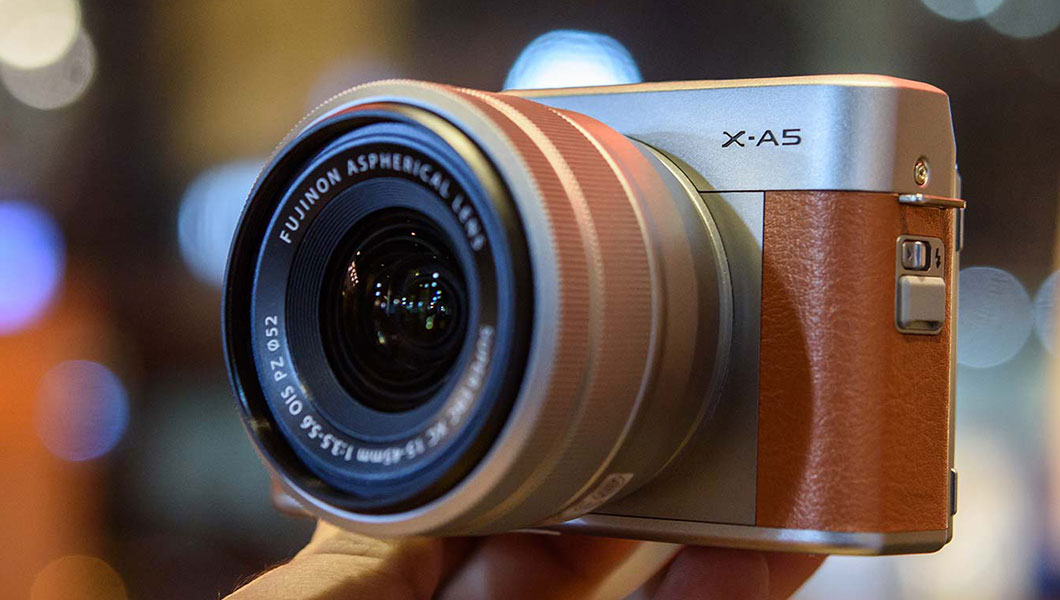 Review đánh giá máy ảnh Máy ảnh Mirrorless Fujifilm X-A5
