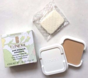 Phấn trang điểm trị mụn Clinique Anti Blemish Solutions Powder Makeup 10g 3